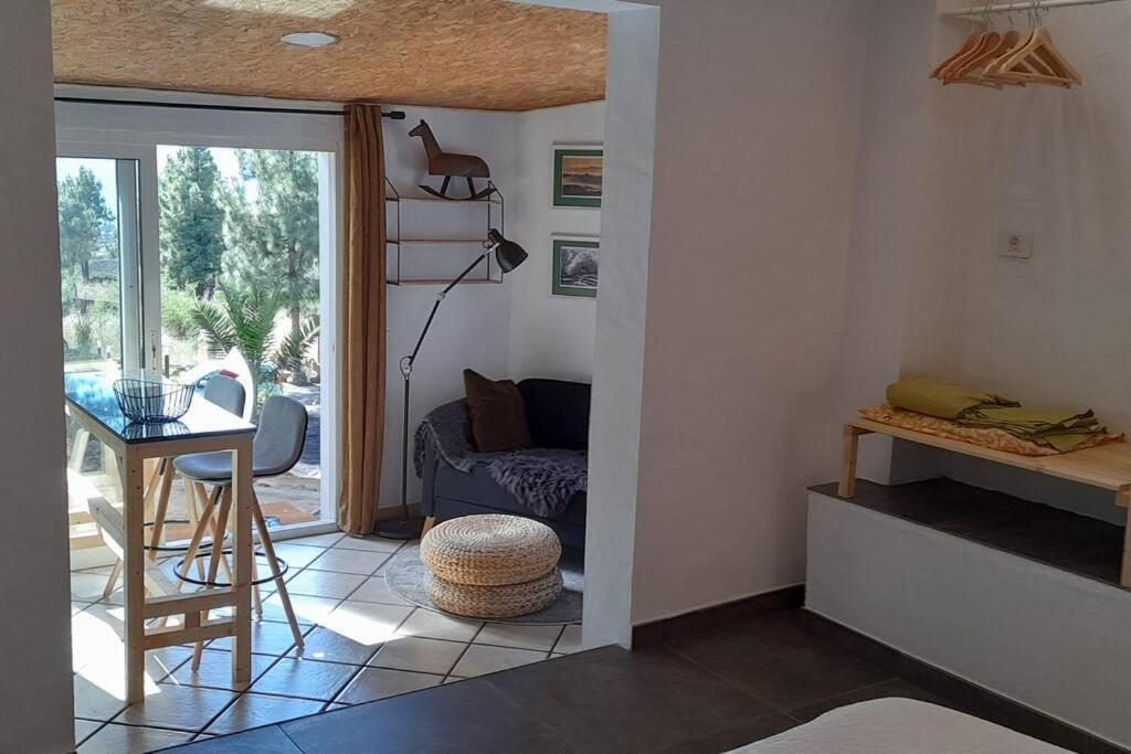 Casa Aguar: Acogedora Casa De Invitados En El Bosque Barrial エクステリア 写真