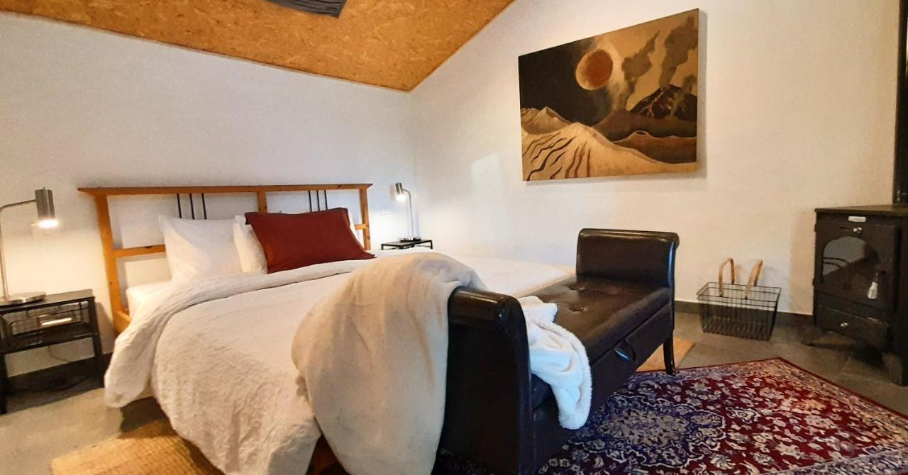 Casa Aguar: Acogedora Casa De Invitados En El Bosque Barrial エクステリア 写真