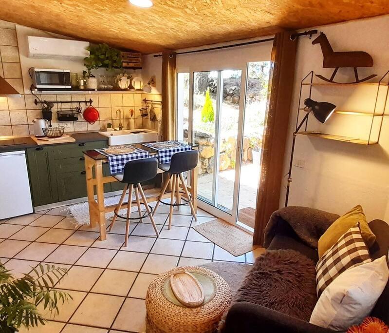 Casa Aguar: Acogedora Casa De Invitados En El Bosque Barrial エクステリア 写真