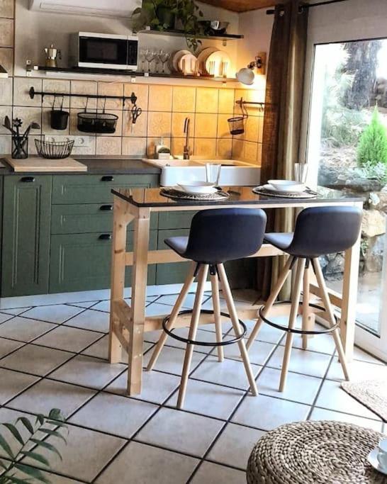 Casa Aguar: Acogedora Casa De Invitados En El Bosque Barrial エクステリア 写真